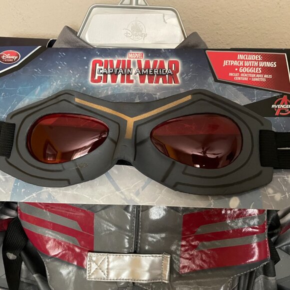 Disney Store, Kids size 3, Falcon Costume from Captain America: Civil War - Picture 6 of 7